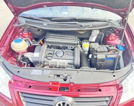 Червоний Фольксваген Поло, об'ємом двигуна 1.4 л та пробігом 178 тис. км за 5300 $, фото 17 на Automoto.ua