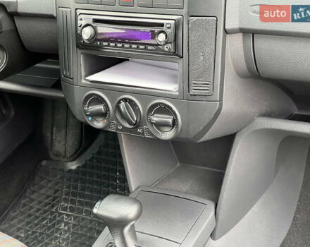 Червоний Фольксваген Поло, об'ємом двигуна 1.4 л та пробігом 180 тис. км за 6000 $, фото 14 на Automoto.ua