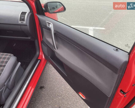 Красный Фольксваген Поло, объемом двигателя 1.78 л и пробегом 265 тыс. км за 7000 $, фото 7 на Automoto.ua