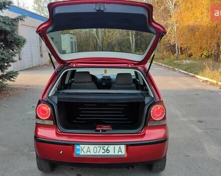 Красный Фольксваген Поло, объемом двигателя 1.4 л и пробегом 240 тыс. км за 4950 $, фото 24 на Automoto.ua