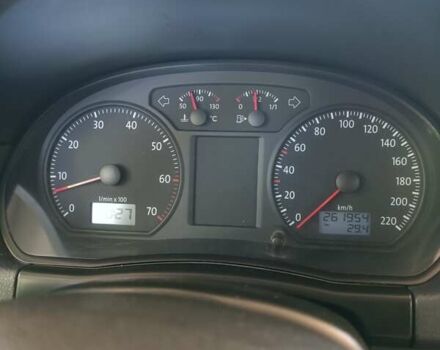 Червоний Фольксваген Поло, об'ємом двигуна 1.4 л та пробігом 262 тис. км за 4200 $, фото 10 на Automoto.ua