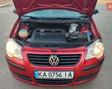 Красный Фольксваген Поло, объемом двигателя 1.4 л и пробегом 240 тыс. км за 4950 $, фото 21 на Automoto.ua