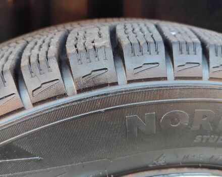 Красный Фольксваген Поло, объемом двигателя 1.4 л и пробегом 240 тыс. км за 4950 $, фото 6 на Automoto.ua