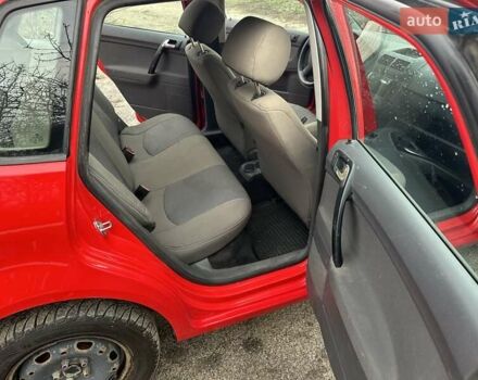 Красный Фольксваген Поло, объемом двигателя 1.4 л и пробегом 202 тыс. км за 4900 $, фото 10 на Automoto.ua