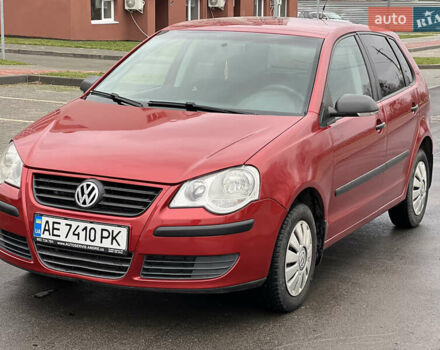 Червоний Фольксваген Поло, об'ємом двигуна 1.4 л та пробігом 180 тис. км за 6000 $, фото 11 на Automoto.ua