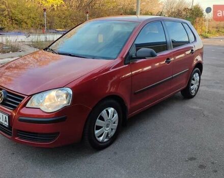 Красный Фольксваген Поло, объемом двигателя 1.4 л и пробегом 240 тыс. км за 4950 $, фото 4 на Automoto.ua