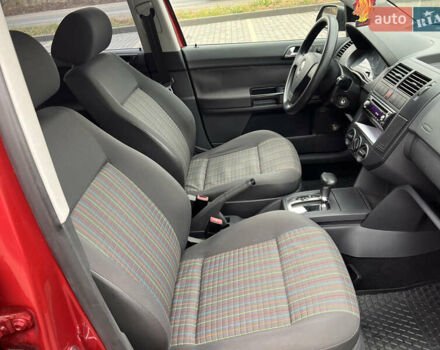 Червоний Фольксваген Поло, об'ємом двигуна 1.4 л та пробігом 180 тис. км за 6000 $, фото 15 на Automoto.ua