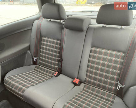 Красный Фольксваген Поло, объемом двигателя 1.78 л и пробегом 265 тыс. км за 7000 $, фото 11 на Automoto.ua