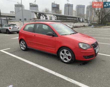 Красный Фольксваген Поло, объемом двигателя 1.78 л и пробегом 265 тыс. км за 7000 $, фото 4 на Automoto.ua