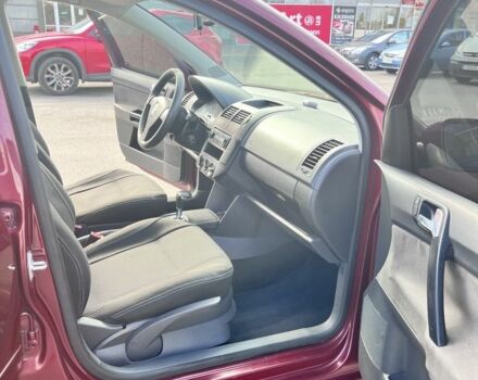 Червоний Фольксваген Поло, об'ємом двигуна 1.4 л та пробігом 178 тис. км за 5300 $, фото 13 на Automoto.ua