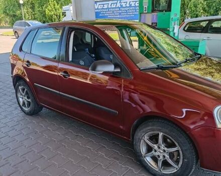 Червоний Фольксваген Поло, об'ємом двигуна 1.4 л та пробігом 262 тис. км за 4200 $, фото 4 на Automoto.ua