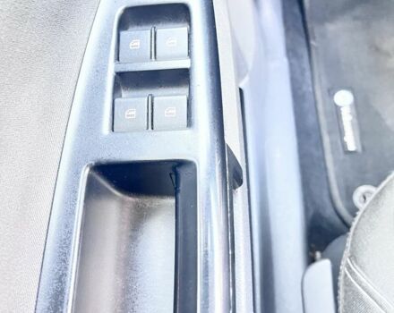 Червоний Фольксваген Поло, об'ємом двигуна 1.4 л та пробігом 178 тис. км за 5300 $, фото 22 на Automoto.ua