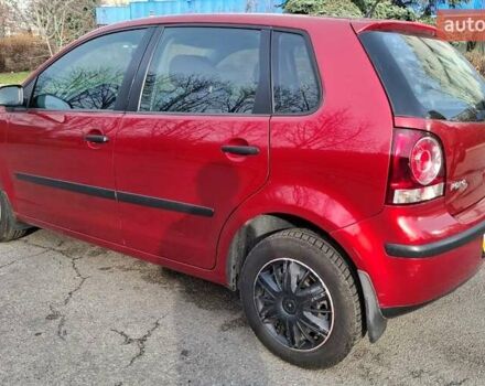 Красный Фольксваген Поло, объемом двигателя 1.4 л и пробегом 99 тыс. км за 6599 $, фото 5 на Automoto.ua