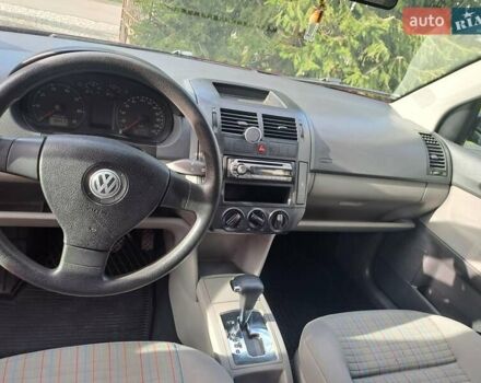 Червоний Фольксваген Поло, об'ємом двигуна 1.39 л та пробігом 189 тис. км за 5500 $, фото 10 на Automoto.ua