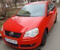 Красный Фольксваген Поло, объемом двигателя 1.2 л и пробегом 182 тыс. км за 4750 $, фото 1 на Automoto.ua