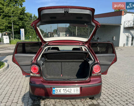 Красный Фольксваген Поло, объемом двигателя 1.4 л и пробегом 282 тыс. км за 4300 $, фото 37 на Automoto.ua
