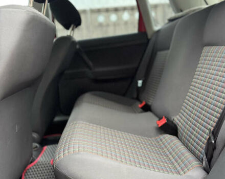 Красный Фольксваген Поло, объемом двигателя 1.39 л и пробегом 109 тыс. км за 6000 $, фото 6 на Automoto.ua