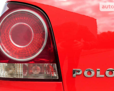 Червоний Фольксваген Поло, об'ємом двигуна 1.4 л та пробігом 176 тис. км за 5900 $, фото 8 на Automoto.ua