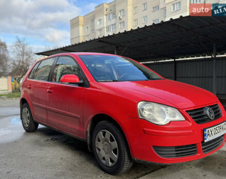 Красный Фольксваген Поло, объемом двигателя 1.4 л и пробегом 105 тыс. км за 6400 $, фото 7 на Automoto.ua