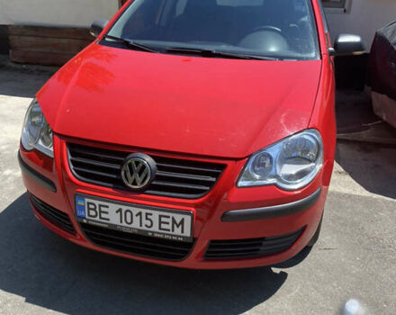 Червоний Фольксваген Поло, об'ємом двигуна 1.4 л та пробігом 130 тис. км за 5700 $, фото 4 на Automoto.ua