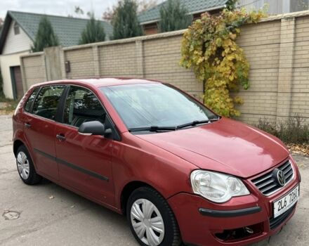 Красный Фольксваген Поло, объемом двигателя 0 л и пробегом 198 тыс. км за 2350 $, фото 2 на Automoto.ua