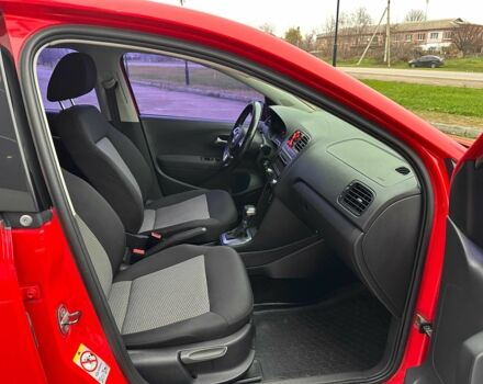 Красный Фольксваген Поло, объемом двигателя 1.4 л и пробегом 158 тыс. км за 6950 $, фото 8 на Automoto.ua