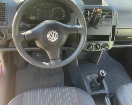 Красный Фольксваген Поло, объемом двигателя 1.2 л и пробегом 168 тыс. км за 4500 $, фото 1 на Automoto.ua