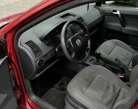 Червоний Фольксваген Поло, об'ємом двигуна 1.4 л та пробігом 193 тис. км за 2500 $, фото 9 на Automoto.ua