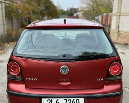 Красный Фольксваген Поло, объемом двигателя 0 л и пробегом 198 тыс. км за 2350 $, фото 4 на Automoto.ua
