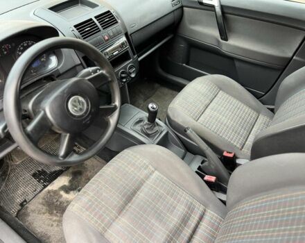 Красный Фольксваген Поло, объемом двигателя 0 л и пробегом 198 тыс. км за 2350 $, фото 6 на Automoto.ua