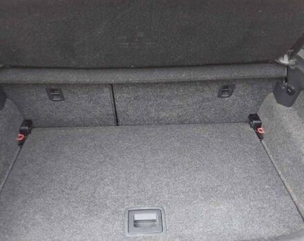 Красный Фольксваген Поло, объемом двигателя 1.6 л и пробегом 253 тыс. км за 6500 $, фото 7 на Automoto.ua