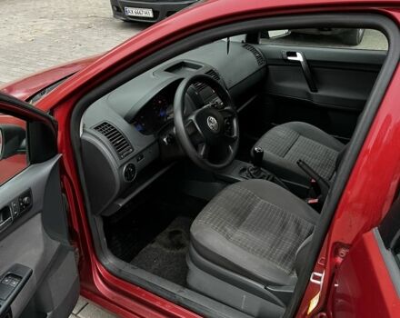 Красный Фольксваген Поло, объемом двигателя 1.4 л и пробегом 198 тыс. км за 2450 $, фото 7 на Automoto.ua