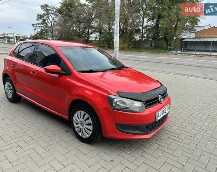 Красный Фольксваген Поло, объемом двигателя 1.39 л и пробегом 158 тыс. км за 6900 $, фото 1 на Automoto.ua