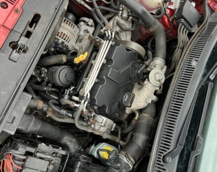 Красный Фольксваген Поло, объемом двигателя 0 л и пробегом 198 тыс. км за 2350 $, фото 11 на Automoto.ua