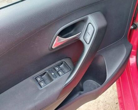 Красный Фольксваген Поло, объемом двигателя 1.6 л и пробегом 253 тыс. км за 6500 $, фото 11 на Automoto.ua