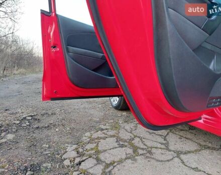 Червоний Фольксваген Поло, об'ємом двигуна 1.2 л та пробігом 200 тис. км за 5550 $, фото 48 на Automoto.ua
