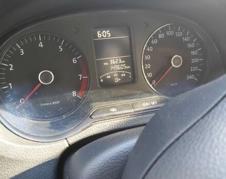 Красный Фольксваген Поло, объемом двигателя 1.2 л и пробегом 150 тыс. км за 5200 $, фото 8 на Automoto.ua