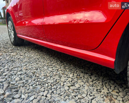 Красный Фольксваген Поло, объемом двигателя 1.2 л и пробегом 199 тыс. км за 5250 $, фото 34 на Automoto.ua