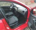 Червоний Фольксваген Поло, об'ємом двигуна 1.2 л та пробігом 200 тис. км за 5550 $, фото 43 на Automoto.ua