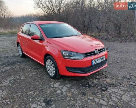 Червоний Фольксваген Поло, об'ємом двигуна 1.2 л та пробігом 200 тис. км за 5550 $, фото 10 на Automoto.ua