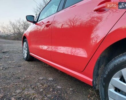 Червоний Фольксваген Поло, об'ємом двигуна 1.2 л та пробігом 200 тис. км за 5550 $, фото 22 на Automoto.ua