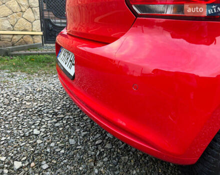Красный Фольксваген Поло, объемом двигателя 1.2 л и пробегом 199 тыс. км за 5250 $, фото 24 на Automoto.ua