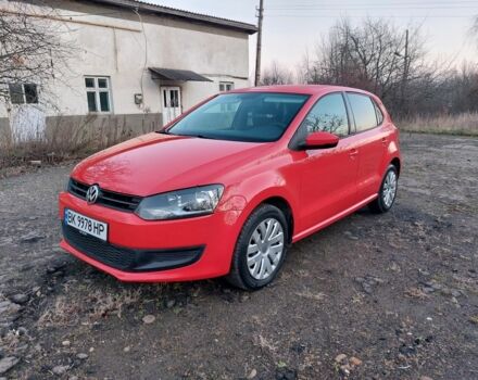 Червоний Фольксваген Поло, об'ємом двигуна 1.2 л та пробігом 200 тис. км за 5550 $, фото 1 на Automoto.ua