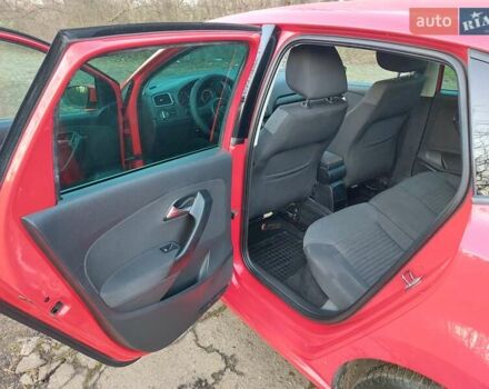 Червоний Фольксваген Поло, об'ємом двигуна 1.2 л та пробігом 200 тис. км за 5550 $, фото 50 на Automoto.ua