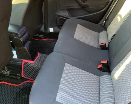 Красный Фольксваген Поло, объемом двигателя 1.4 л и пробегом 167 тыс. км за 6700 $, фото 8 на Automoto.ua