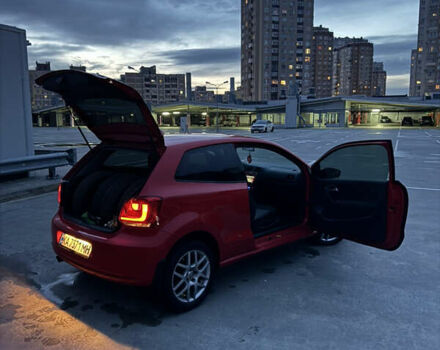 Червоний Фольксваген Поло, об'ємом двигуна 1.39 л та пробігом 112 тис. км за 6899 $, фото 2 на Automoto.ua