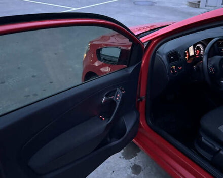 Червоний Фольксваген Поло, об'ємом двигуна 1.39 л та пробігом 112 тис. км за 6899 $, фото 14 на Automoto.ua