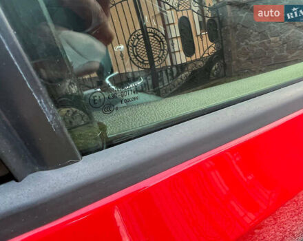 Красный Фольксваген Поло, объемом двигателя 1.2 л и пробегом 199 тыс. км за 5250 $, фото 49 на Automoto.ua