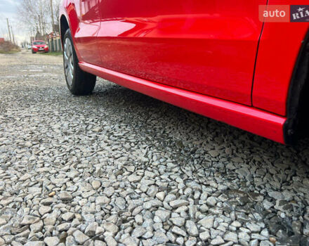 Красный Фольксваген Поло, объемом двигателя 1.2 л и пробегом 199 тыс. км за 5250 $, фото 21 на Automoto.ua