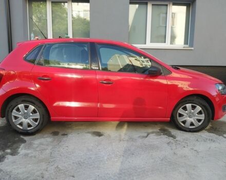 Красный Фольксваген Поло, объемом двигателя 1.2 л и пробегом 150 тыс. км за 5200 $, фото 13 на Automoto.ua